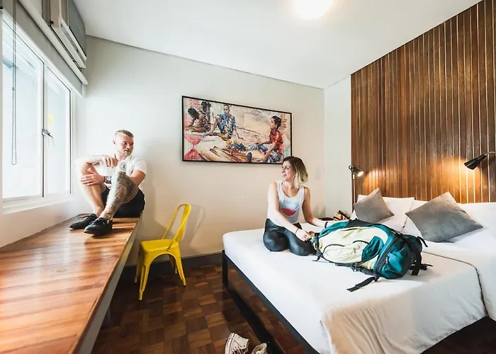 Standard Queen Room